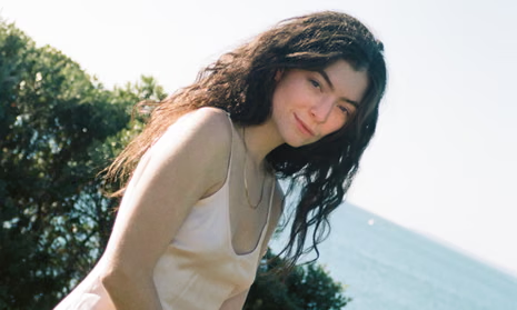 Apple Music Israel Cabut Lagu-Lagu Lorde Usai Penyanyi Teriakkan 'Free Palestine' di Konser New York
